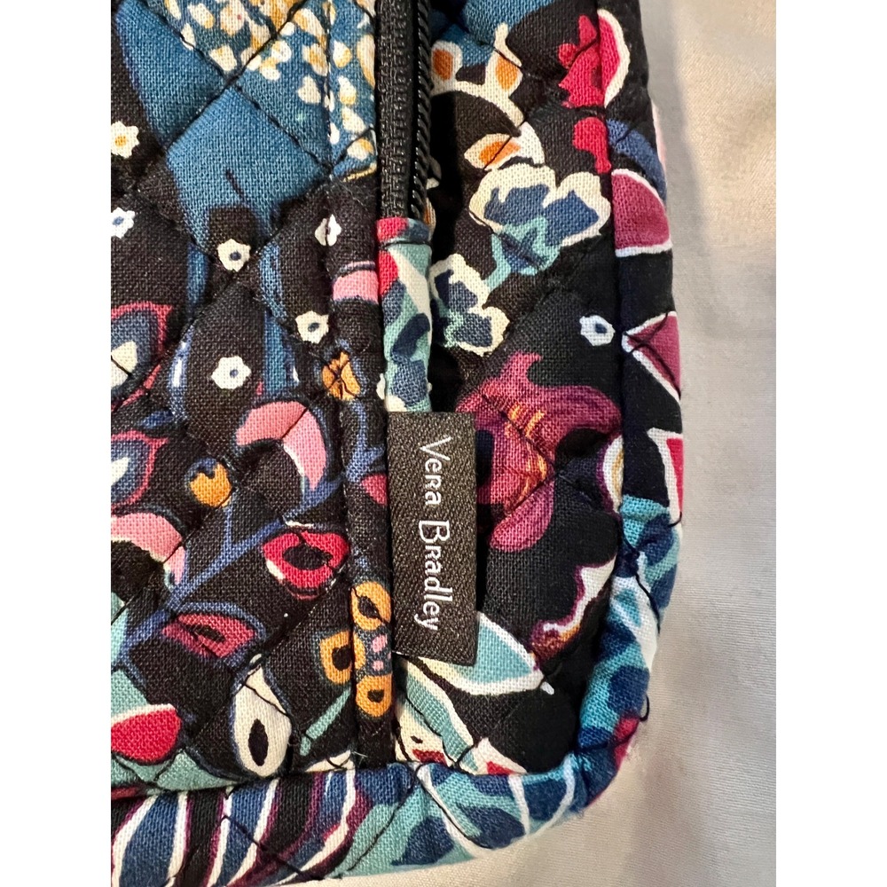 Vera Bradley NWT Floral Quilted Crossbody Shoulder Bag Petite Purse Black Blue - Picture 5 of 9